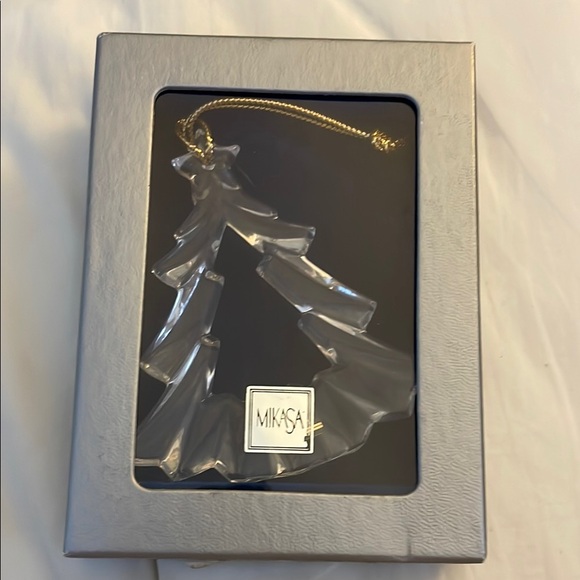 Christmas Tree Ornament Mikasa Clear Glass, Fun Find, New In Box. - Picture 1 of 4